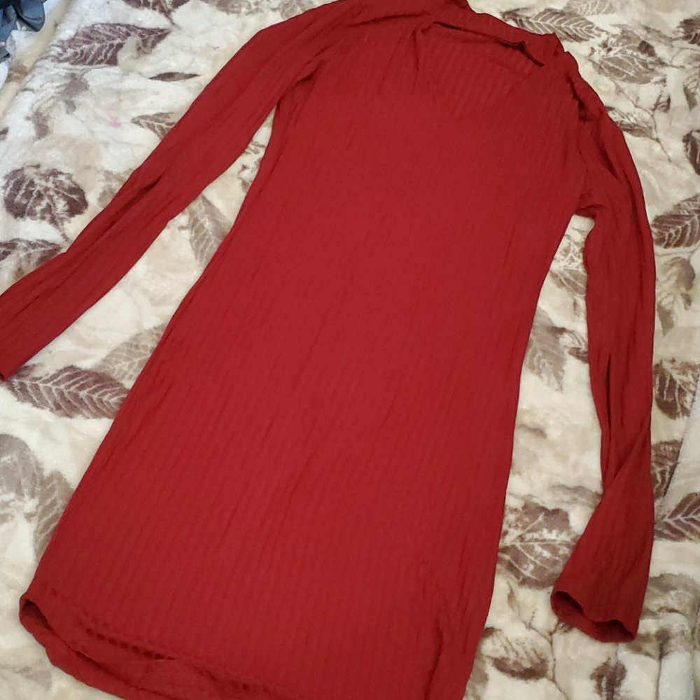 Long keyhole dress
